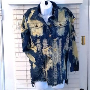Super cool DAZL ladies jean jacket